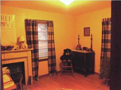 This is a view of the 2nd bedroom which is a littl