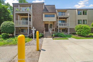06-523-Bainbridge-Dr-#40-East-Lansing-MI