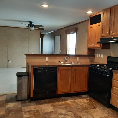 13 Middle Rd, Stewartstown, NH 03576 - photo 5