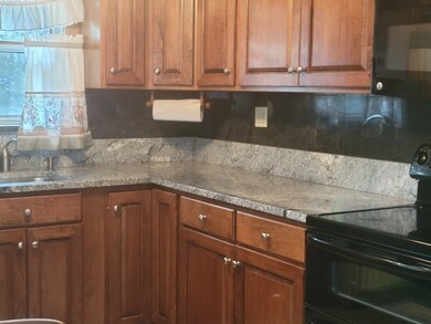 42 Donald Tennant Cir, North Attleboro, MA 02760 - photo 4