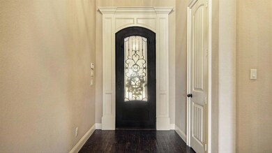 7828 Seven Oaks Dr, North Richland Hills, TX 76182 - photo 3