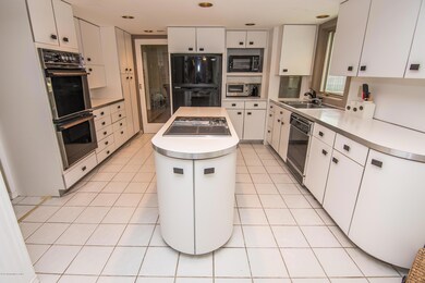07-Kitchen