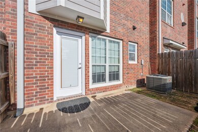 1198 Jones Butler Rd unit 105, College Station, TX 77840 - photo 6