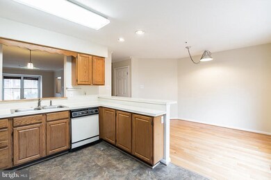 7885 Blue Gray Cir, Manassas, VA 20109 - photo 2