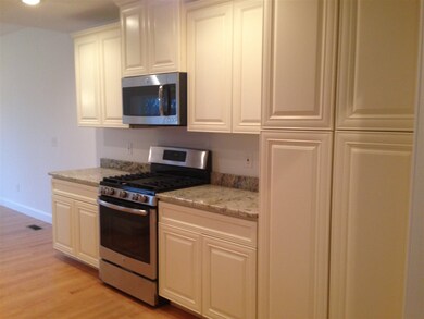 103 Jenkins Farm Rd unit 103, Chester, NH 03036 - photo 5