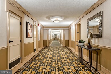 10218 Valley Forge Cir unit 218, King of Prussia, PA 19406 - photo 4