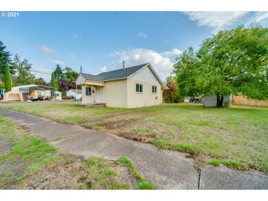 508 NW Sherman St, Sheridan, OR 97378 - photo 4