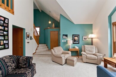 3413 Sycamore Ct NE, Cedar Rapids, IA 52402 - photo 7