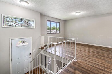 3498 Halpern Street-6.jpg-SMALL