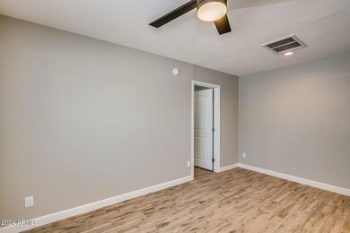 801 E Puget Ave unit 4, Phoenix, AZ 85020 - photo 7