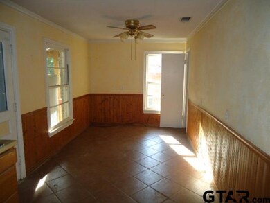 1318 1318 Graham Dr, Tyler, TX 75701 - photo 5