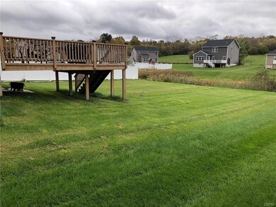 Deck & Large flat yard