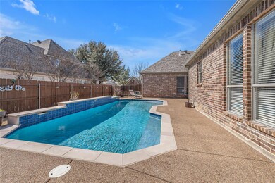 8200 Thornwood Dr, North Richland Hills, TX 76182 - photo 4