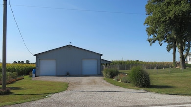 3330 E Sr 18 Hwy, Galveston, IN 46902 - photo 4