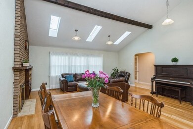 40 Kinnicutt Rd, Worcester, MA 01602 - photo 7