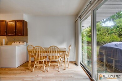 10 Tyndall Rd, Kendall Park, NJ 08824 - photo 7