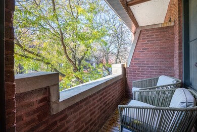 unlisted-address, Chicago, IL 60657 - photo 6