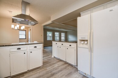 1005 Candlelight Ln, Houston, TX 77018 - photo 6