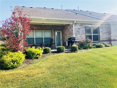 5368 Abbington Ave, Plainfield, IN 46168 - photo 2