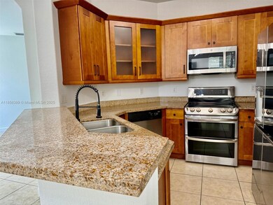 10022 NW 7th St unit 210, Miami, FL 33172 - photo 5