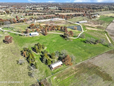 5620 Buffalo Rd, Jefferson City, MO 65101 - photo 2