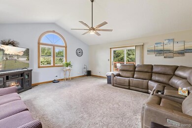 8260 Birch Run Rd, Millington, MI 48746 - photo 6