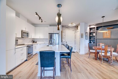 10755 Fairgrounds Dr unit 128, Fairfax, VA 22030 - photo 5