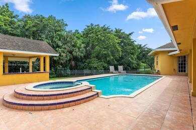 11950 SW 18th Ct, Davie, FL 33325 - photo 7