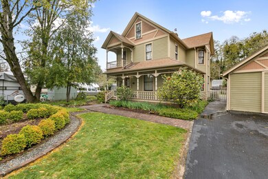 730 NW 2nd St, Grants Pass, OR 97526 - photo 5