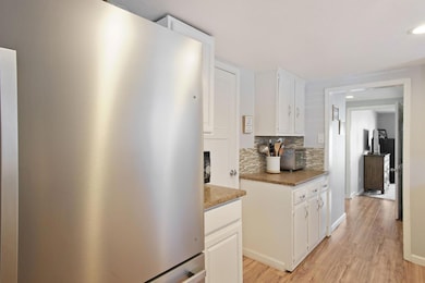 966 Elma St, Hickman, CA 95323 - photo 7