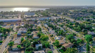 3503 Westview Ave, West Palm Beach, FL 33407 - photo 6