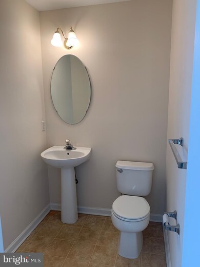 51 N Bellwoode Dr, Newark, DE 19702 - photo 5