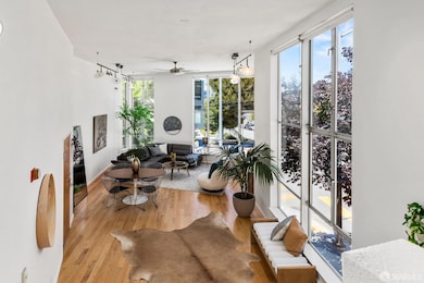 Now, this is a GREAT room!