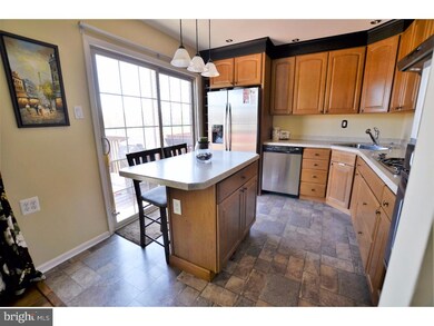 2407 Carriage Ln, Royersford, PA 19468 - photo 5