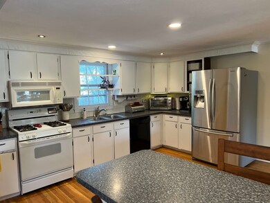 9 Watson St, Nashua, NH 03064 - photo 5