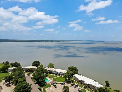 109 Harbor Dr unit 105, Bridgeport, TX 76426 - photo 2