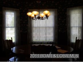dining room bay window