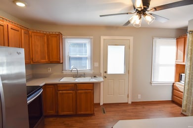 912 N Spring St, Evansville, IN 47711 - photo 4