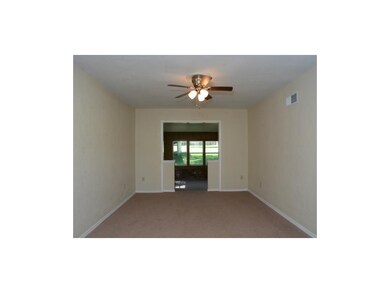 3042 S Scott Ave, Independence, MO 64052 - photo 4