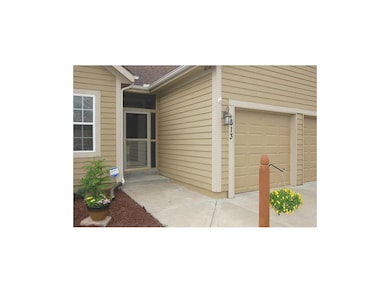 Inviting entryway!