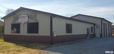 1005 N Main St, Harrisburg, IL 62946 - photo 2