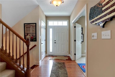 12256 Westmorland Dr, Fishers, IN 46037 - photo 3