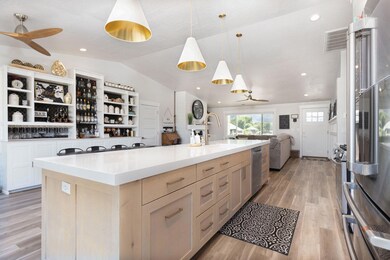 kitchen Bar