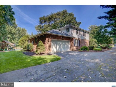 711 Foxdale Rd, Wilmington, DE 19803 - photo 3