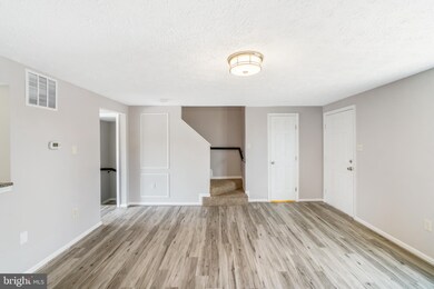 235 Lodgecliff Ct, Abingdon, MD 21009 - photo 4