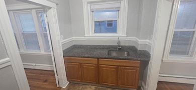 44 Estes St unit 6, Lynn, MA 01902 - photo 2