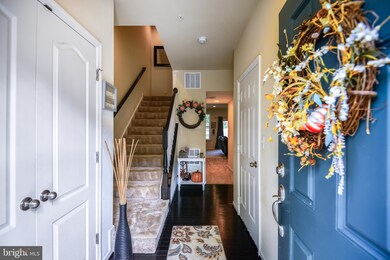 8144 Hollow Ct, Severn, MD 21144 - photo 3