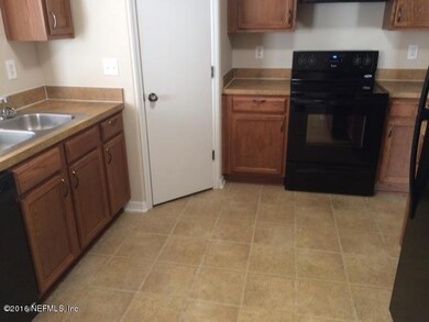 7753 Highchair Ln, Jacksonville, FL 32210 - photo 5