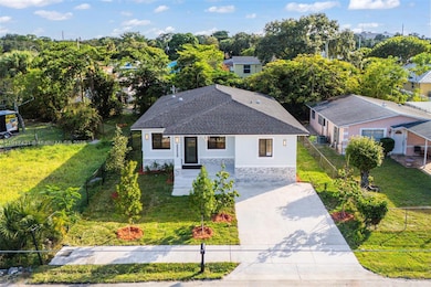 2250 NW 7th Ct, Fort Lauderdale, FL 33311 - photo 2