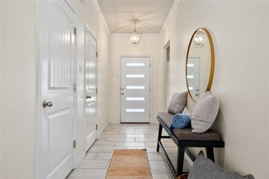 Beautiful Entry with overhead lighting